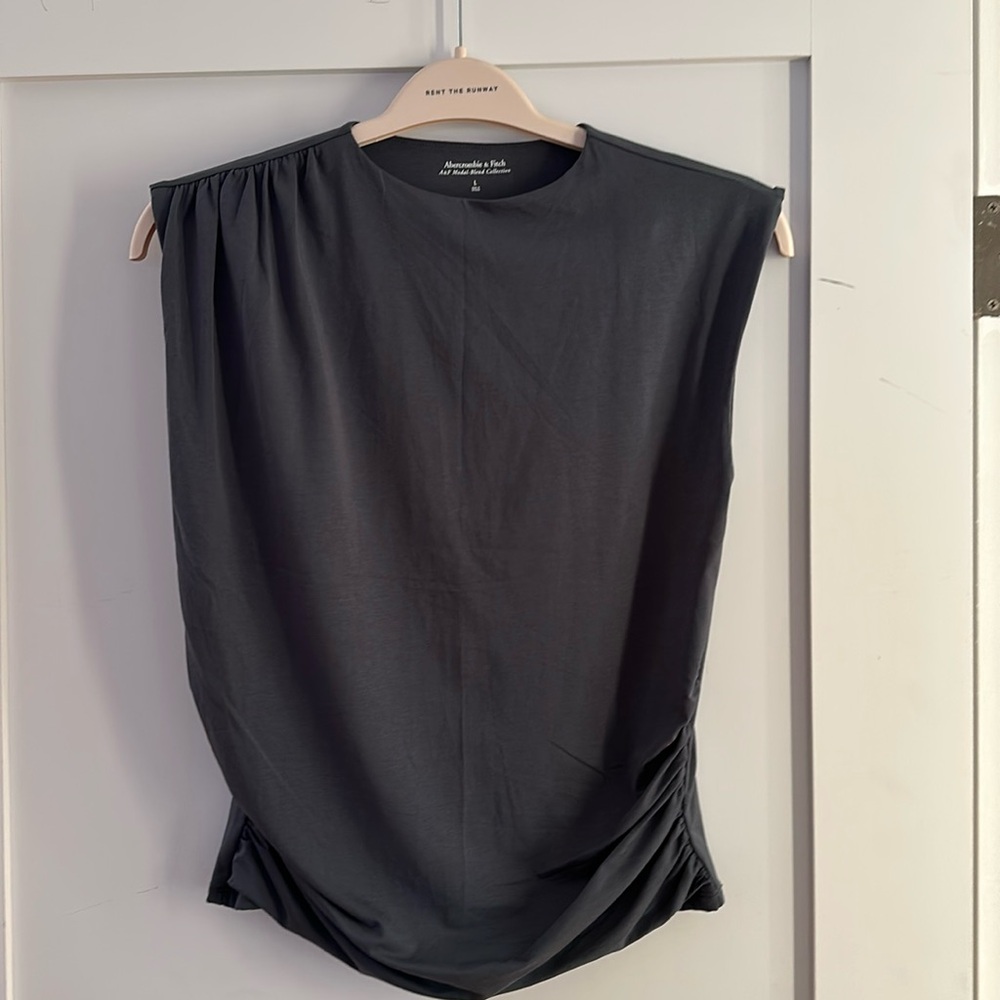 Abercrombie top